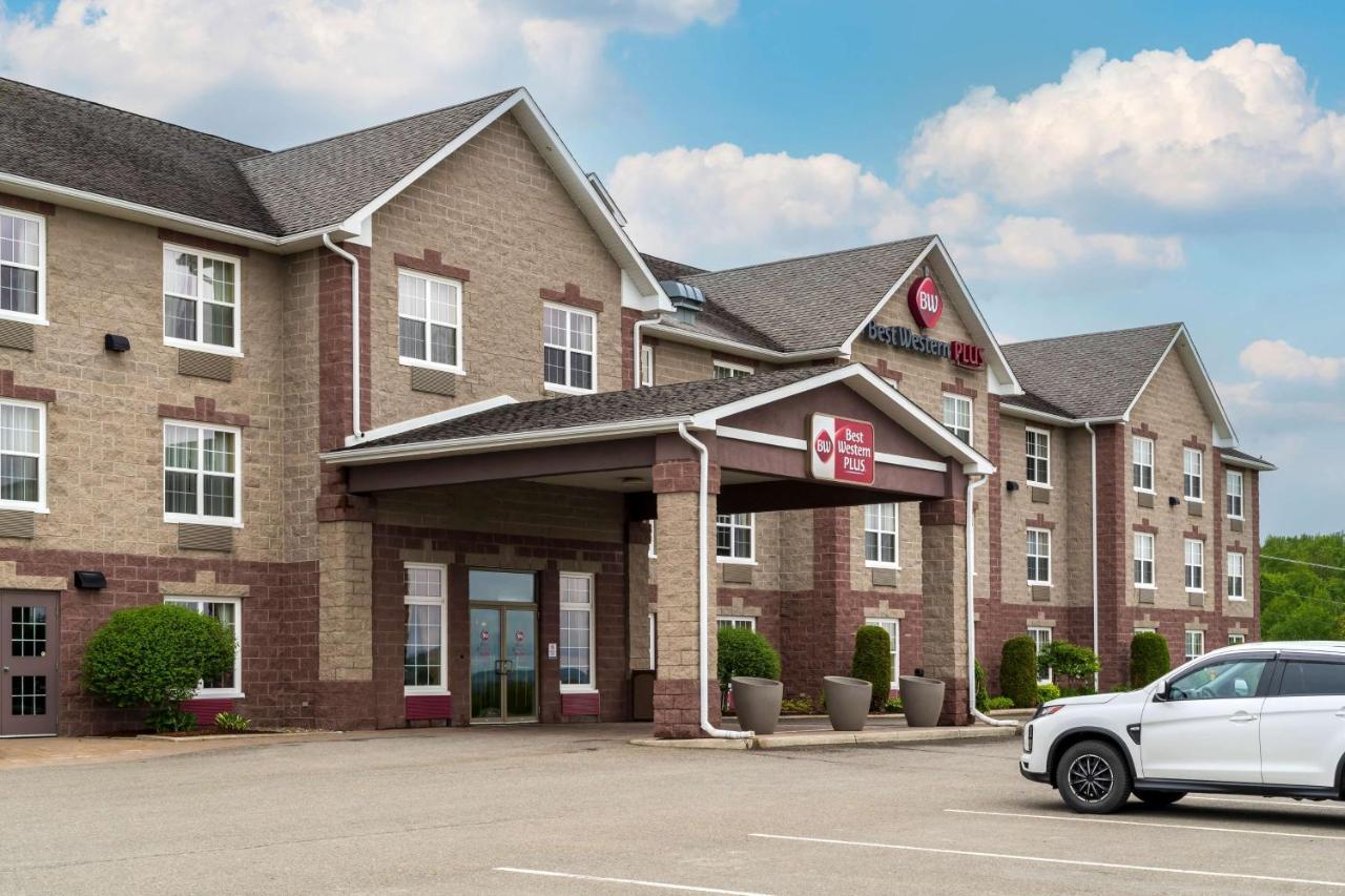 Best Western Plus Grand-Sault Hotel&Suites Exterior foto